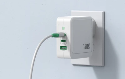 Mokin PD140W 2C1A GaN 2xUSB-C 1xUSB-A bílá síťová nabíječka