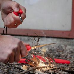 Morakniv Companion Spark Emergency (S) Hi-Vis Red/Burnt Orange