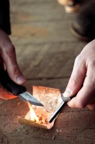 Morakniv Eldris (S) Black Neck Knife Kit box