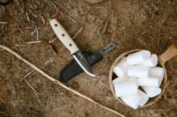 Morakniv Finn BlackBlade (S) Ash Wood Hiking Knife