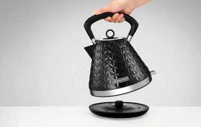 Morphy Richards 108131 černá elektrická rychlovarná konvice