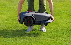 Mova 1000 robot na sečení trávy