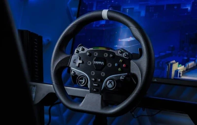 MOZA R3 RS053 ES černá herní sada volantu, pedálů SR-P Lite a stolního držáku pro Xbox a PC