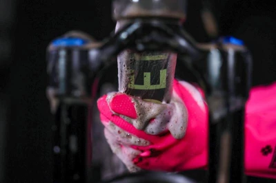 Muc-off mycí rukavice Deep Scrubber Gloves vel. S pár