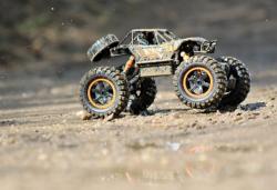 MZ-CLIMB - supersilný crawler 1/14 - oranžová