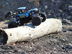 IQ models MZ-SHARK 1/10 modrý - voda bláto sníh