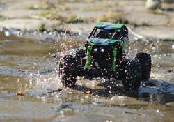 IQ models Vodotěsný MZ-SHARK 1/10 -zelený + sleva 400,- na příslušenství