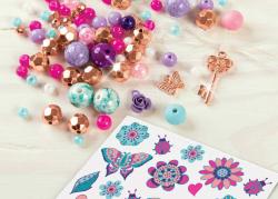 Náramky a tetovania kvety detský kreatívny set s korálkami a doplnkami