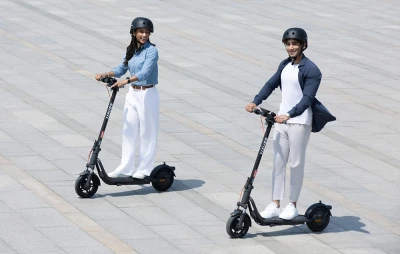 Navee V25i Pro II šedá elektrická koloběžka