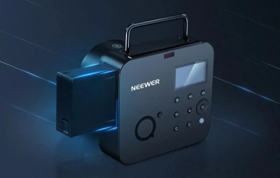 Neewer Q4 400Ws černý blesk s baterií