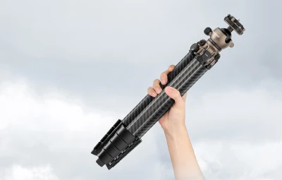 Neewer LT35 LITETRIP stříbrno-černý cestovní stativ z uhlíkových vláken s otočnou hlavou 360°
