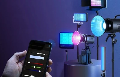 Neewer MS60C RGB LED světlo