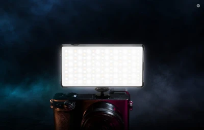 Neewer BASICS SL90C černé studiové RGB LED video světlo