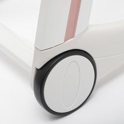 NEW BABY Jídelní židlička Muka dusty pink