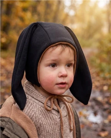 New Baby Kojenecká bavlněná čepička s oušky Favorite hnědá