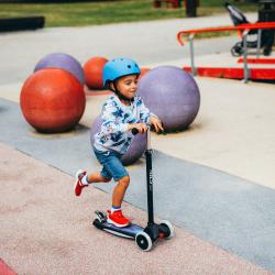 Nils Fun HLB1310 s LED černá dětská tříkolová koloběžka
