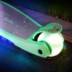 Nils Fun HLB1310 s LED fialová dětská tříkolová koloběžka