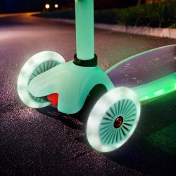 Nils Fun HLB1310 s LED fialová detská trojkolobežka