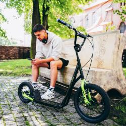 Nils WH10201 16/12 kolobežka s pumpovanými kolesami