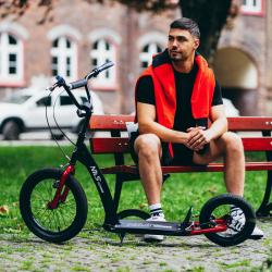 Nils WH10612 16/12 kolobežka s pumpovanými kolesami