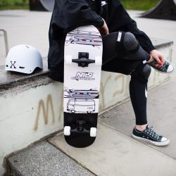 Nils Extreme CR3108 Camper skateboard
