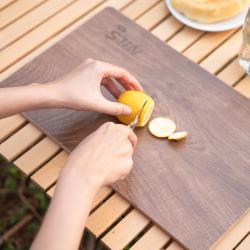 Nils Skládací box Camp NCB4002 2v1 s víkem a dřevěnou deskou 32L zelený