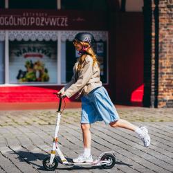 Nils HM209T bílá-zlatá skládací koloběžka s brzdou