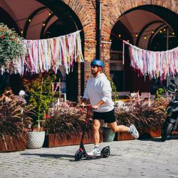 Nils HM209T čierna-červená skladacia kolobežka