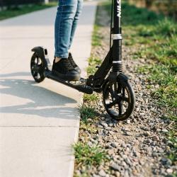 Nils HM800 Fly zlatá skládací koloběžka