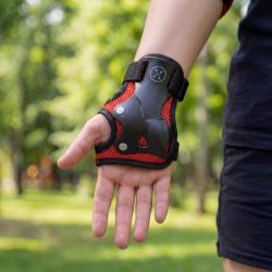 Nils Souprava chráničů Extreme H320 červená