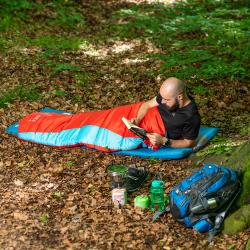 Nils NC2012 červený/modrý spací pytel