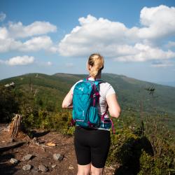 NILS CAMP Turistický batoh NC1950 Caver tyrkysový 18L
