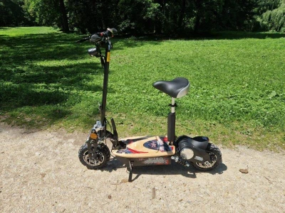 Nitro Scooters Cruiser 1900 li-ion (W) elektro koloběžka