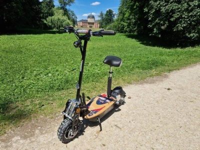 Nitro Scooters Cruiser 1900 (W) elektro koloběžka