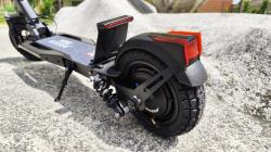 Nitro Scooters Smart 1000 speed elektrokoloběžka - baterie LG 18ah, 45 km/h dojezd až 50 km