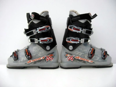 Nordica Použité lyžáky Hot Rod 245 mm