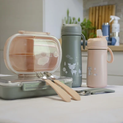 Nuvita Box na svačinu 950 ml English Rose
