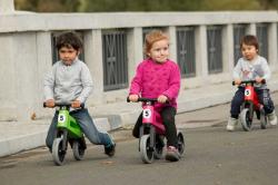 Odrážedlo Funny Wheels Rider Sport 2v1 dětské odstrkovadlo Zelené plast