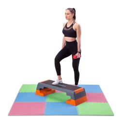ONE FITNESS Ochranná puzzle podložka MP10 zelená-modrá-červená