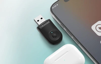 Ottocast CA505-T MINI černý bezdrátový adaptér 2 v 1 pro CarPlay a Android Auto