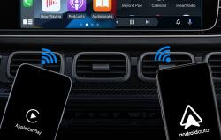 Ottocast CA400-S 4 v 1 Carplay/Android adaptér (černý)