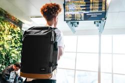 Pacsafe GO CARRY ON BACKPACK 44L jet black batoh + sleva 1000,- na příslušenství