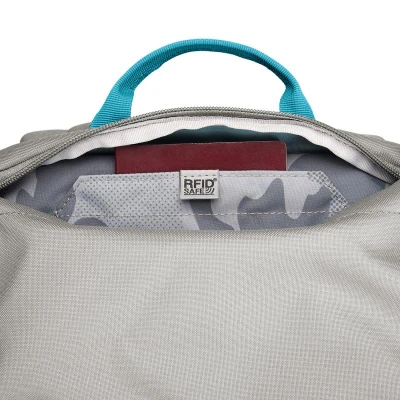 Pacsafe GO CARRY ON BACKPACK 44L stone batoh + sleva 500,- na příslušenství