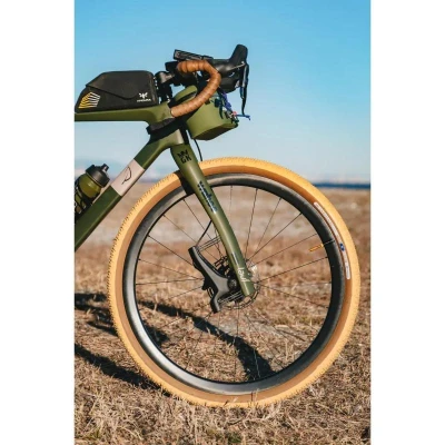 PANARACER Plášť GRAVELKING SS 700x40 Honey Butter/hnědá
