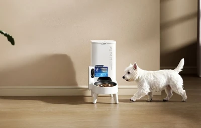 Petkit YumShare SOLO 2 bílé automatické krmítko pro kočky a malé psy