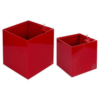 Plastkon Cubico samozavlažovací kvetináč červená