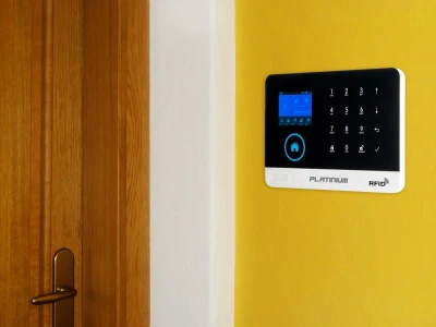 Platinium Bezdrátový domovní GSM alarm PG-103