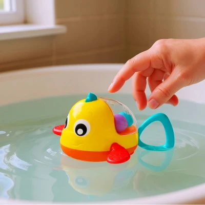 Playgro Baby rybička natahovací plavající do vody pro miminko 2 barvy