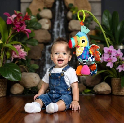 PLAYGRO PLYŠ Pták baby tukan Tamika závesný pískací pre bábätko