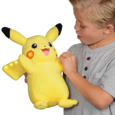 PLYŠ Pikachu interaktívny III Pokémon s funkciami na batérie Svetlo Zvuk